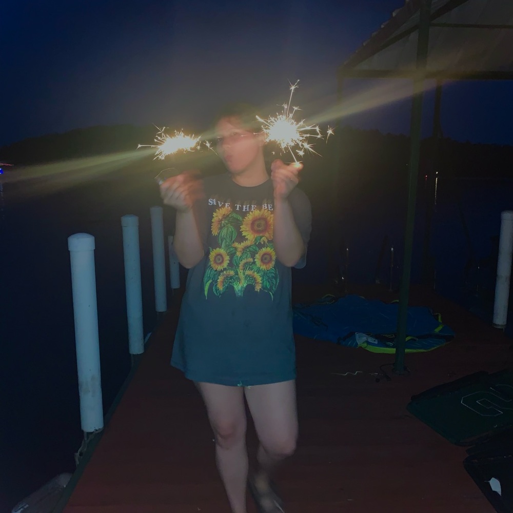 Meet your Posher, Luci